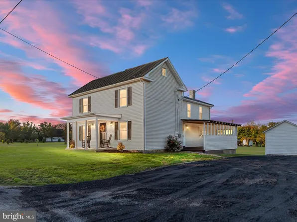 2211 Oranda Rd, Strasburg, VA 22657