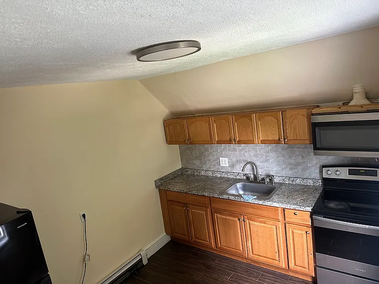 333 Washington St #2 — Photo 5