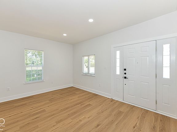 5th image of 6326 N Main St