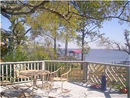 1st image of 2807 Crescent Dr