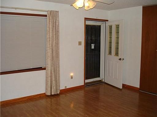 3rd image of 169 Valentine Dr