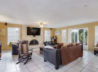 109 S Oak Bluff Blvd, Boerne, TX 78006