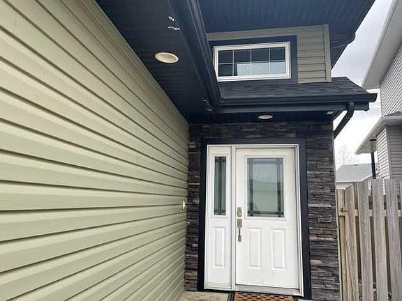 2nd image of 3905 W 71st Ave