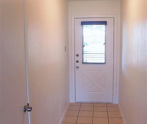 3rd image of 8209 O'Brian Way