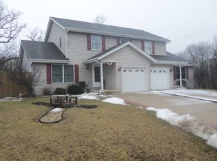 103 Woodview Ln, Marseilles, IL 61341