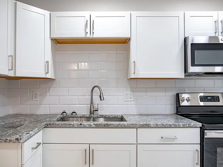 1017 E. West Circle Dr. — Photo 26
