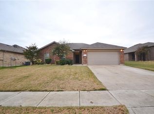3517 Chapel Hill Ln, Denton, TX 76207