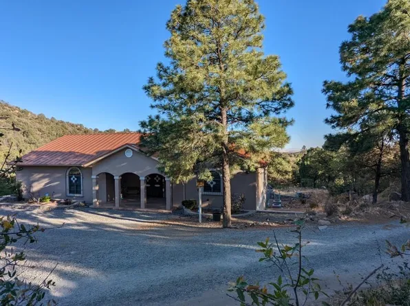 10 Silver Bell Rd, Silver City, NM 88061