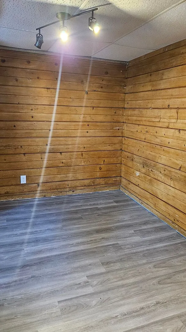1072 27th Street — Photo 4