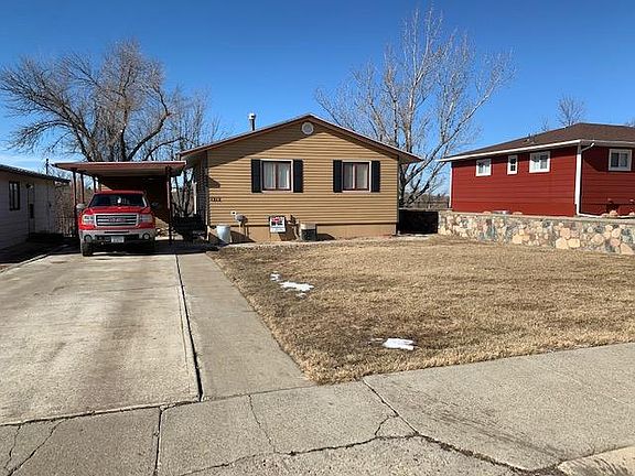 2nd image of 1212 10th Ave