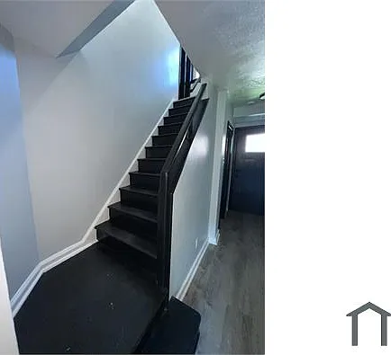 2621 Price St — Photo 11