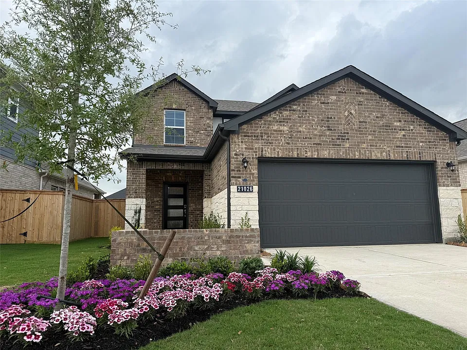 21026 Armstrong County Dr