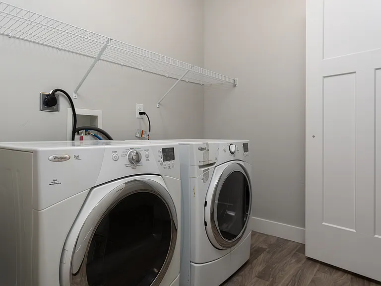 2148 W Main St #F301 — Photo 13