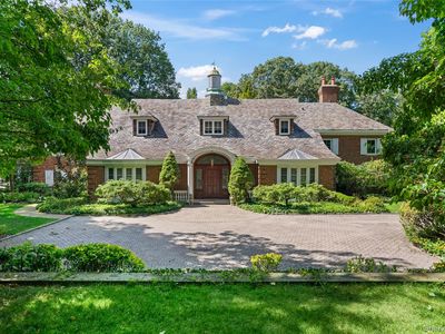 820 Bryant Avenue, Roslyn, NY, 11576