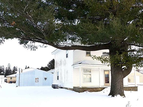 3rd image of 402 Lincoln Ave