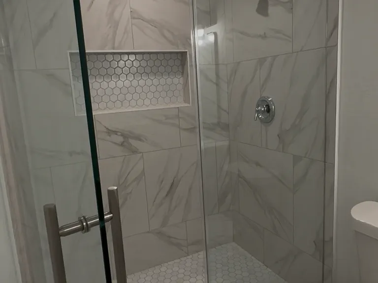 1246 Thompson Pl — Photo 5