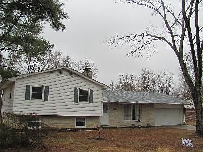 1st image of 1527 E Gary Dr