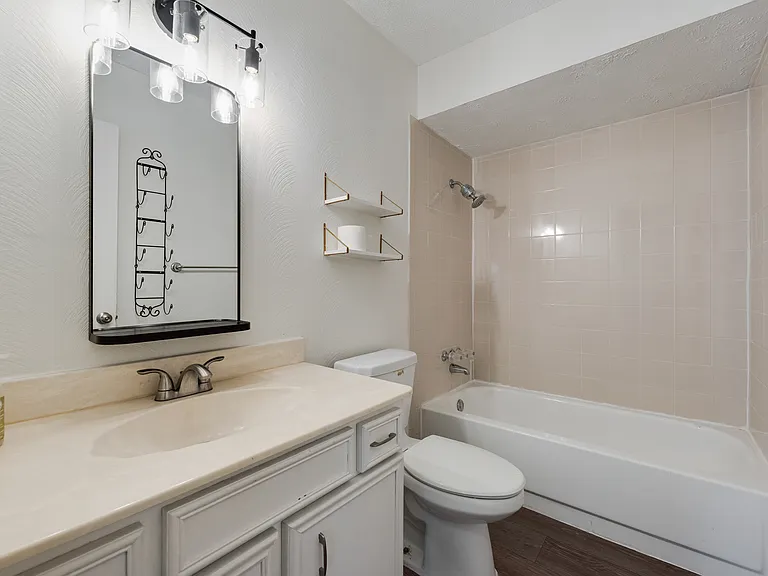 617 Harvest Hill St — Photo 3