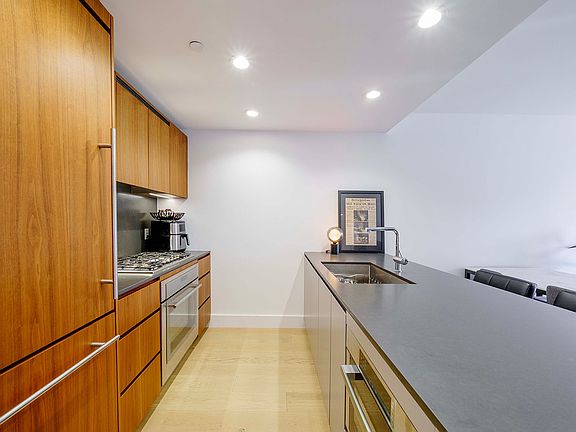 3rd image of 575 4th Ave #2G