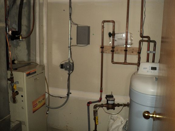 5th image of 1118 Wild Rose Ct