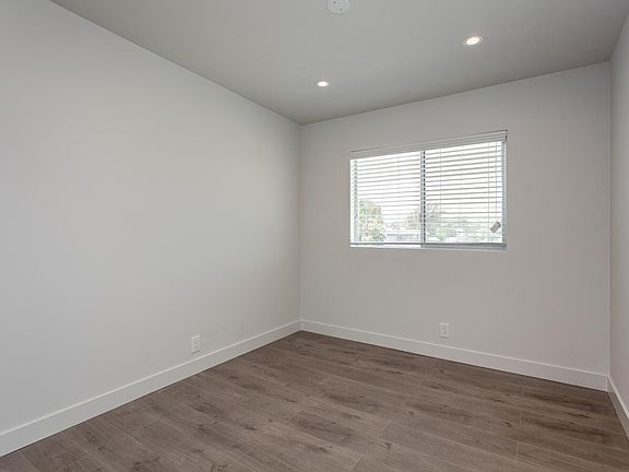 5th image of 1541 Rockwood St APT 2