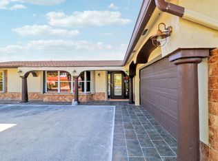 10868 Larch Court, Palm Beach Gardens, FL 33418