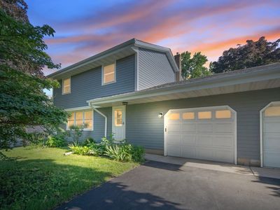2205 Mapleview Ave E, Maplewood, MN, 55109