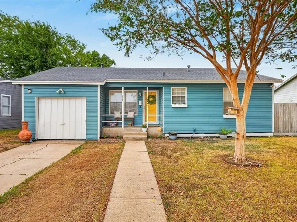 745 Lansdown Dr, Corpus Christi, TX 78412