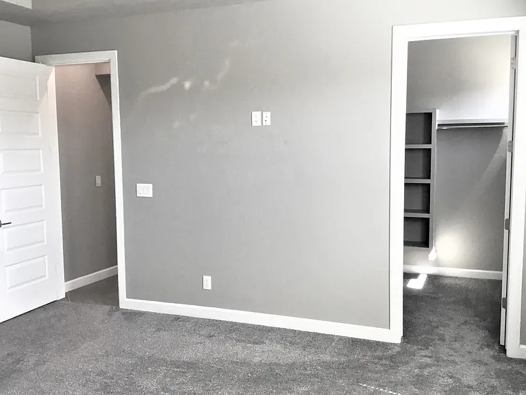2406 Lynn Rd SE — Photo 10