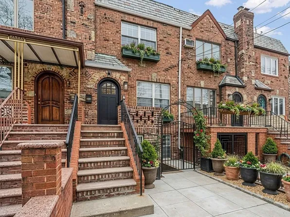 2507 E 23rd St, Brooklyn, NY 11235