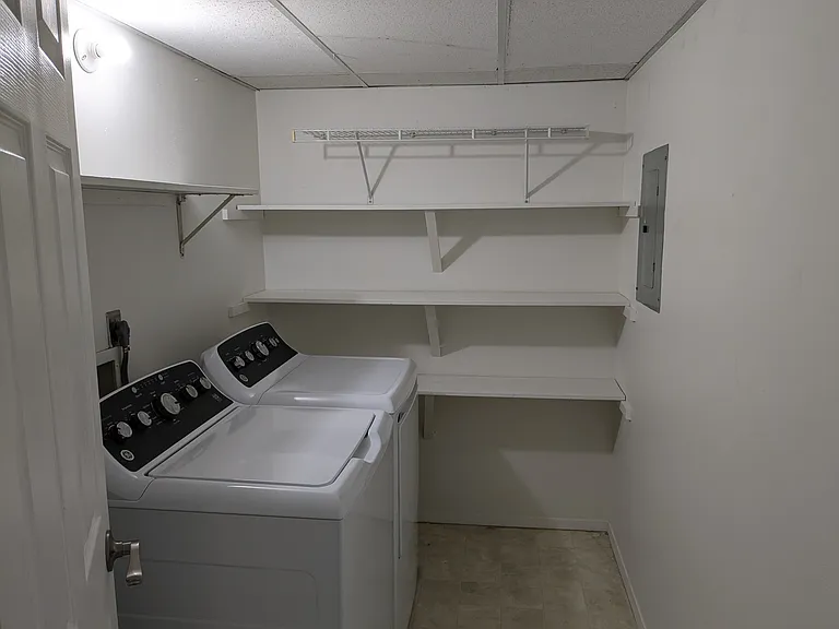 2600 Woodwind Ct — Photo 15