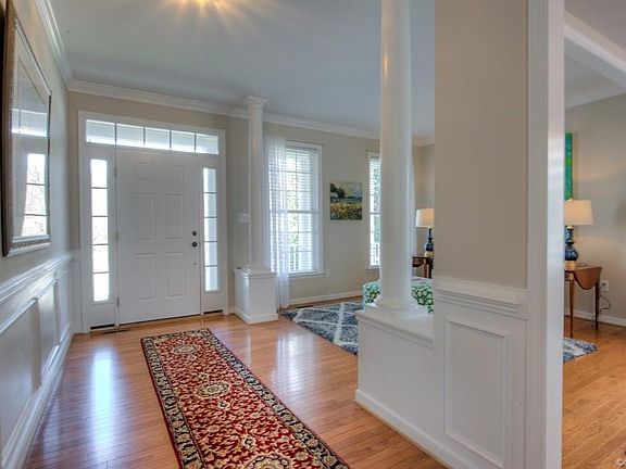 2nd image of 11913 Amberwood Ln