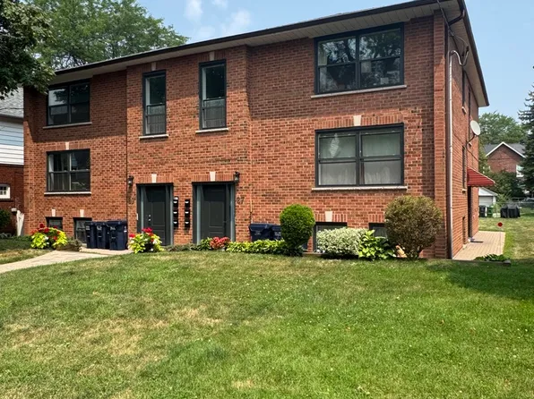 29 Wayland Ave #2, Toronto, ON M4E 3C6