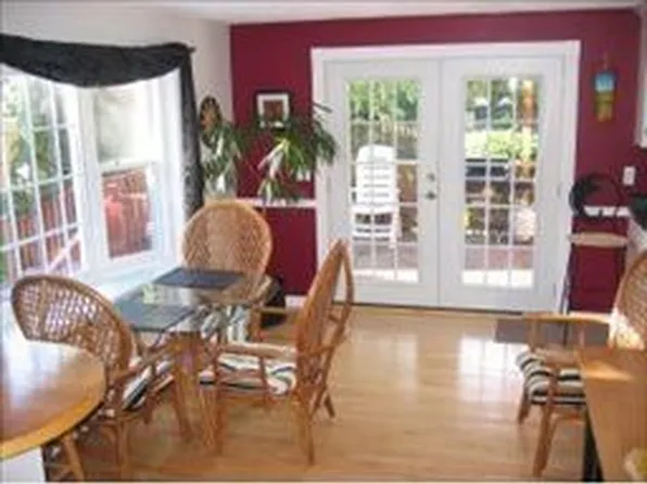 19 Phillip Rd #L, Derry, NH 03038