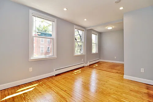 326 5th St #2 Photo 1