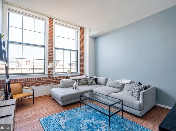 315 New St APT 410, Philadelphia, PA 19106