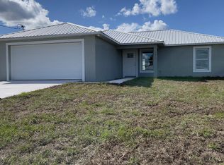 9017 Maywood Cir, Labelle, FL 33935