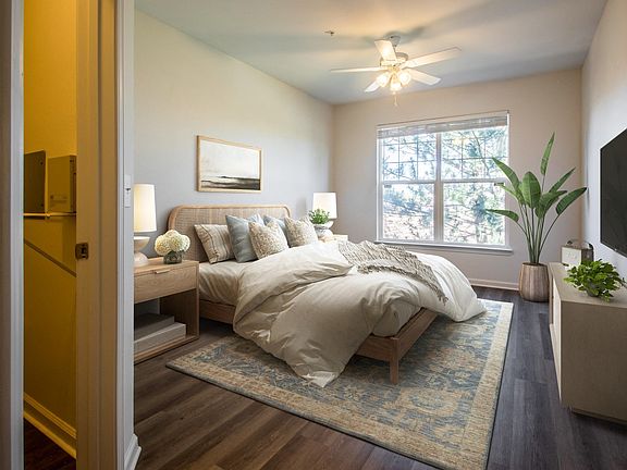 Spacious Bedrooms at Windsor Meridian