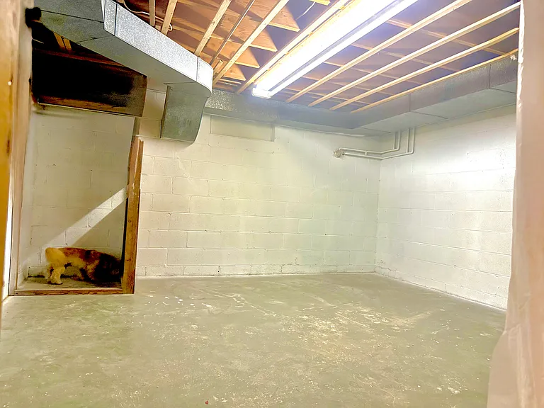 503 Hessel Blvd — Photo 83