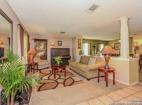 2nd image of 10419 Stonewind Pl