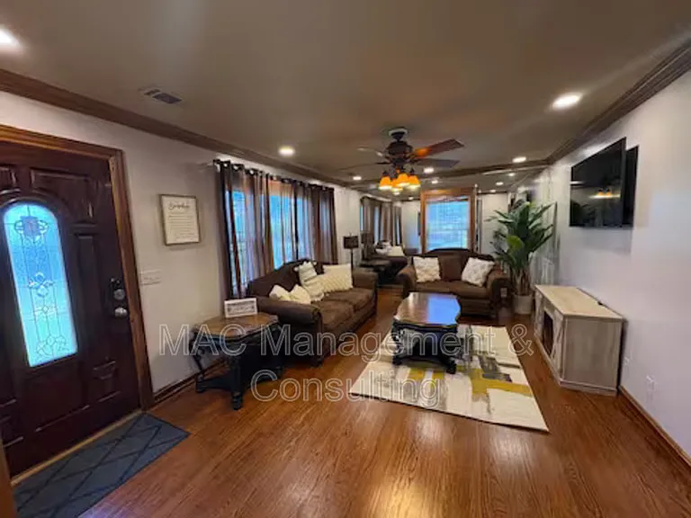 335 N Peachtree Ave #1 — Photo 6
