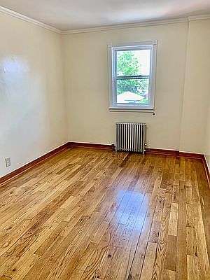 4th image of 2045 21st St