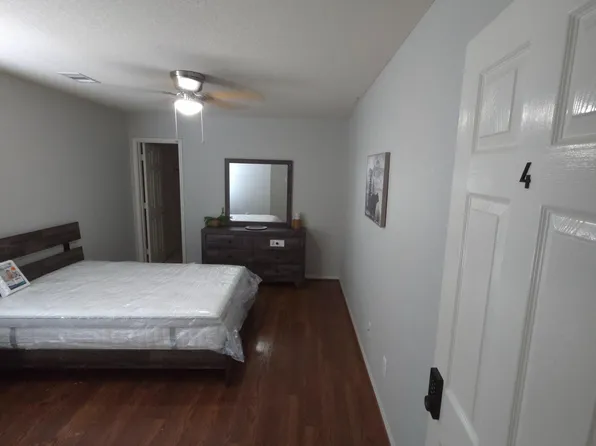 (undisclosed Address), Humble, TX 77338