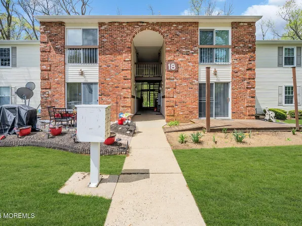 18-7 Augusta Ct, Freehold, NJ 07728