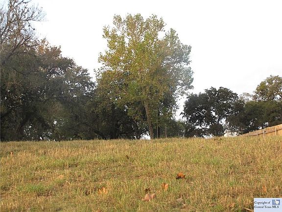 3rd image of 1496 Sleepy Hollow Ln