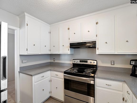 4th image of 130 Weston Watch Rd