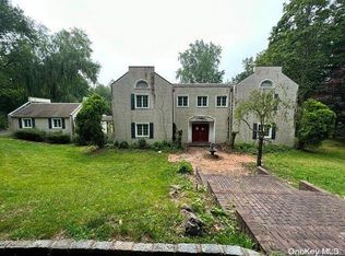 532 Centre Island Rd, Oyster Bay, NY 11771