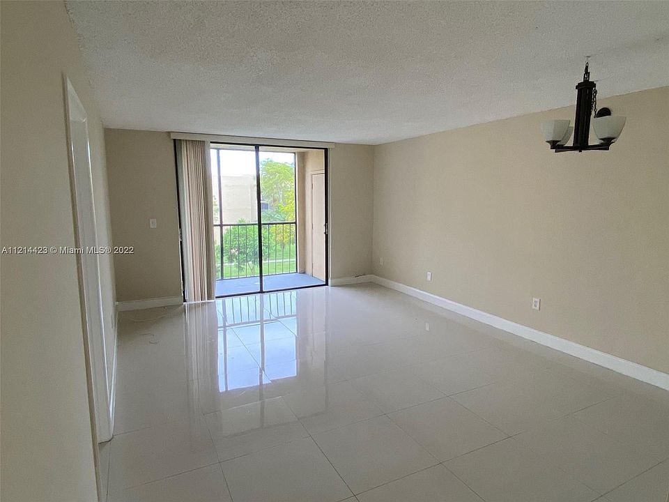 1st image of 8035 SW 107th Ave APT 316