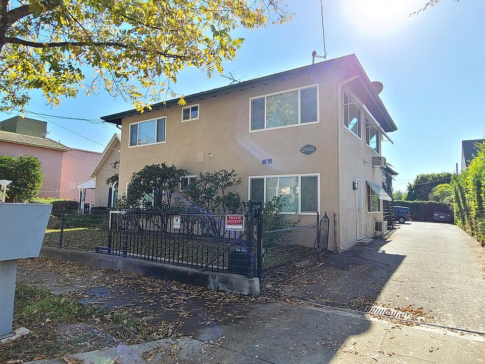 1st image of 2842 Nina St APT 4