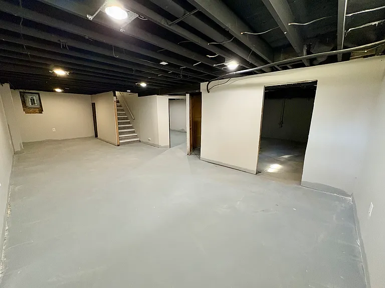 10525 Castle Dr — Photo 6
